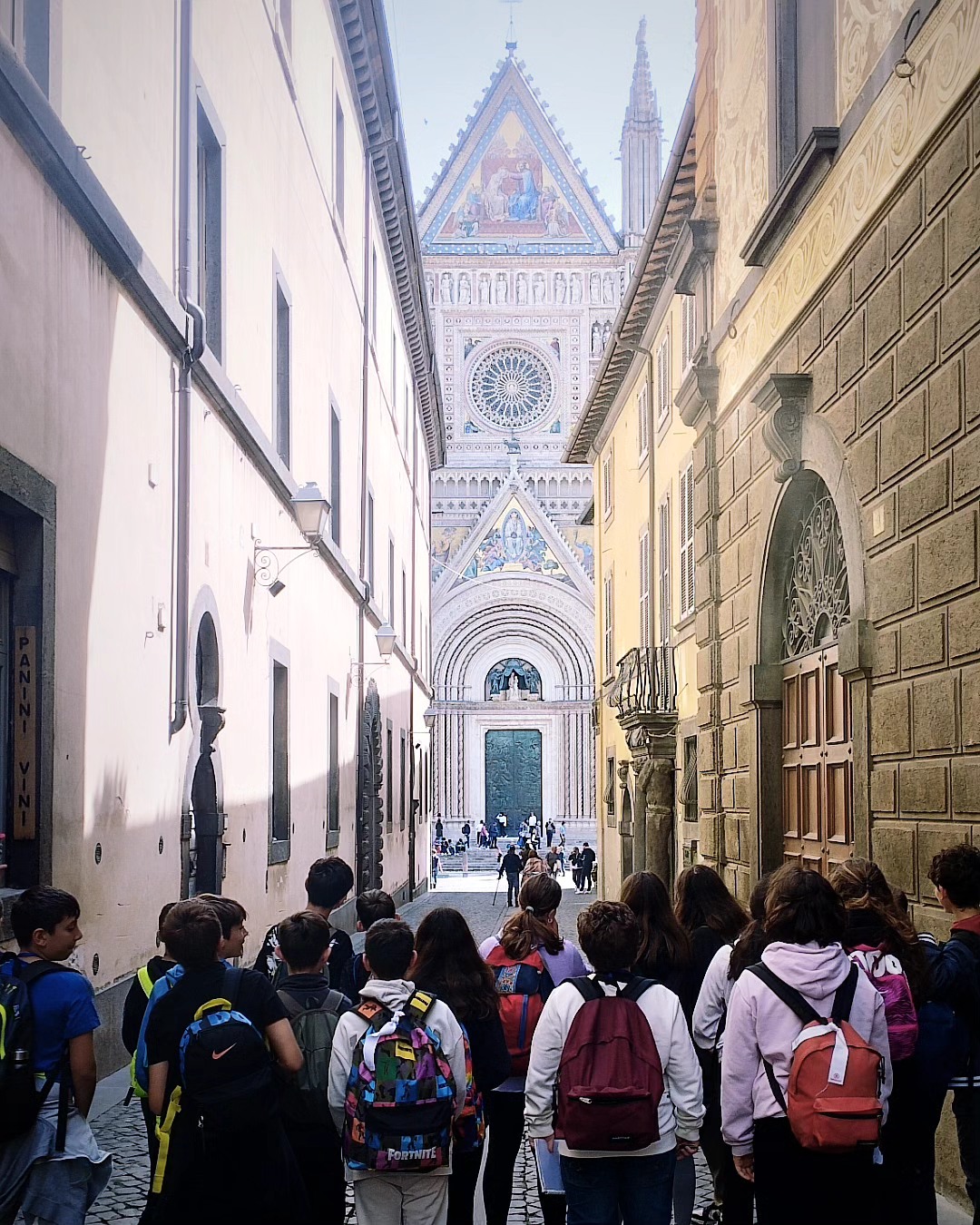 Gita scolastica a Orvieto: idee, itinerari e consigli per scoprire la città
